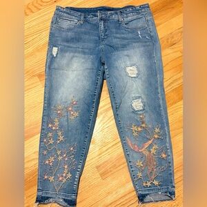 Terra & Sky Blue Embroidered Boyfriend Longer Capri Ankle Jeans like NEW